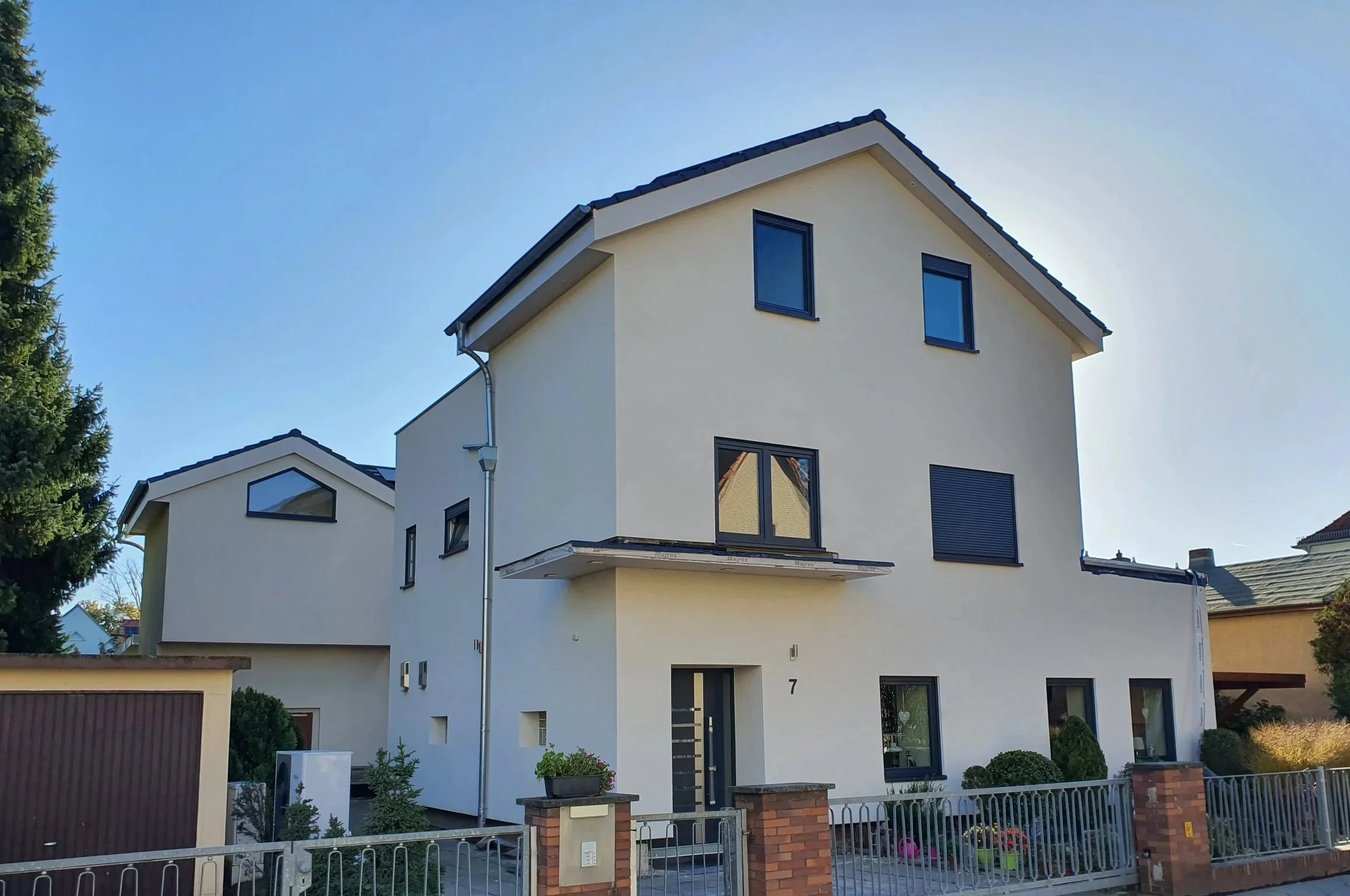 Aufstockung und Erweiterung Holzbau, Mehrgenerationenwohnen