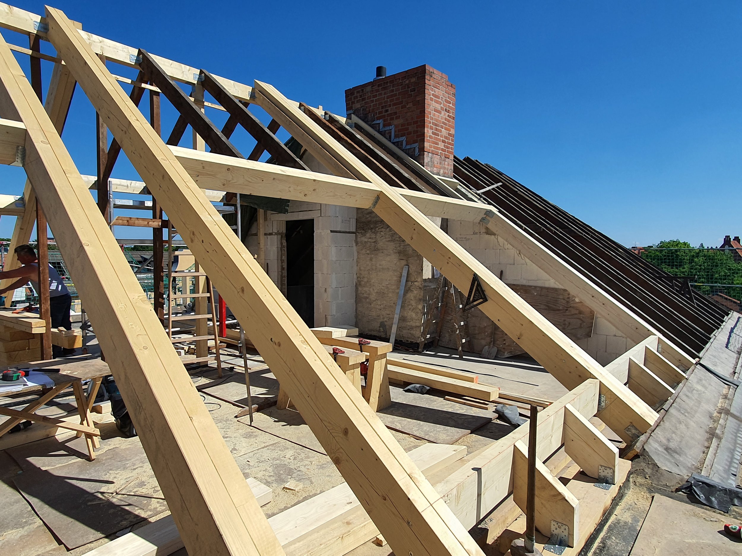 Statische Ertüchtigung und Ersatz der Dachkonstruktion