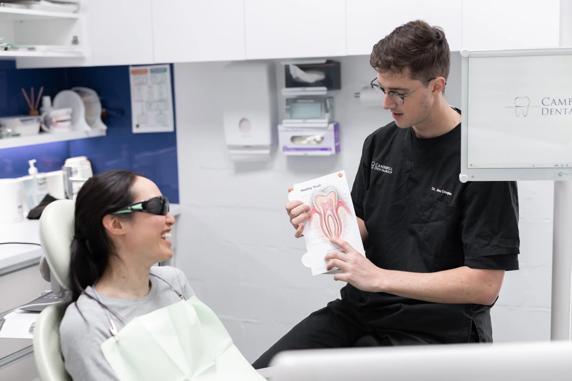 Friendly, quality family dentistry in Camberwell Burwood, Canterbury, Glen Iris, Hawthorn East, Surrey Hills, Balwyn, Hawthorn, Malvern East, Ashburton, Mont Albert. Cosmetic veneers, bleaching, invisalign, implants, family children's emergency