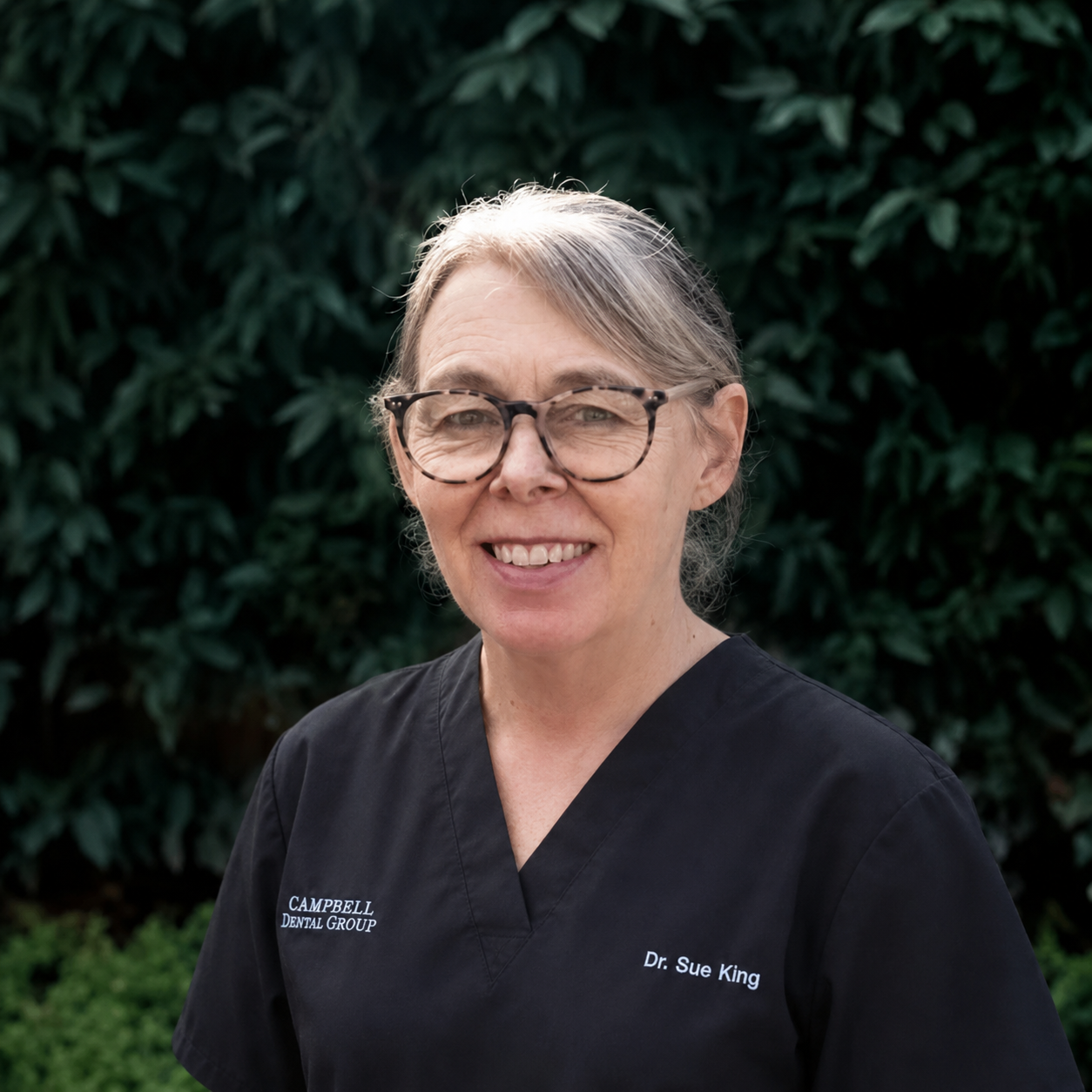 Friendly, quality family dentistry in Camberwell Burwood, Canterbury, Glen Iris, Hawthorn East, Surrey Hills, Balwyn, Hawthorn, Malvern East, Ashburton, Mont Albert. Cosmetic veneers, bleaching, invisalign, implants, family children's emergency