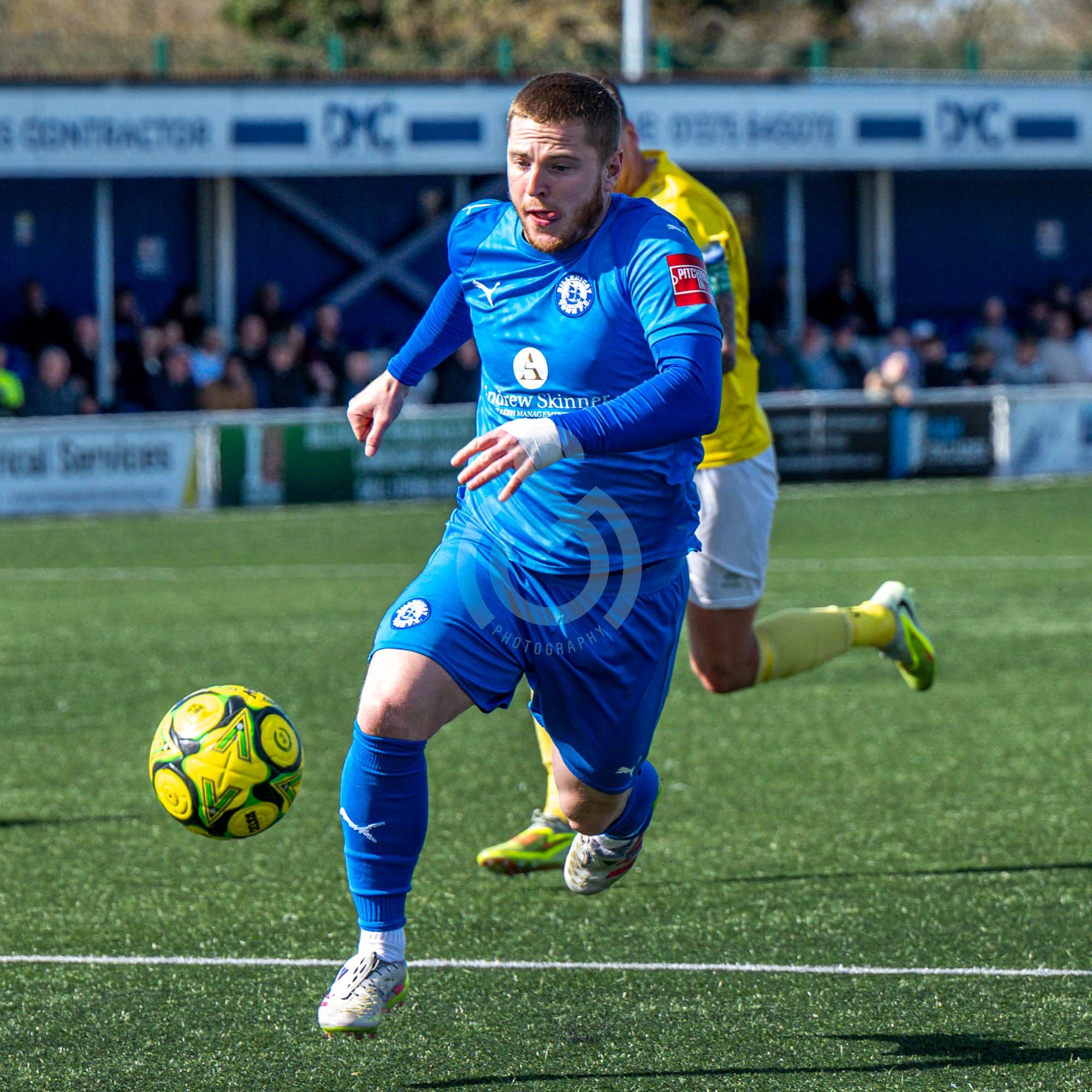 SM - Billericay Town FC vs Canvey Island FC 060426-12.jpg