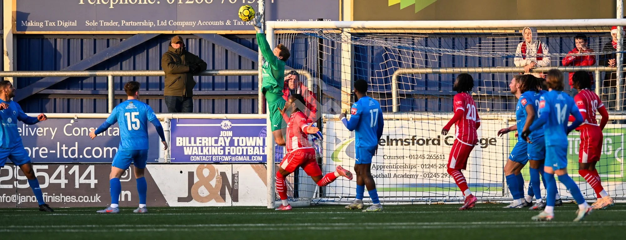 SM - BTFC vs Carshalton 201225-25.jpg