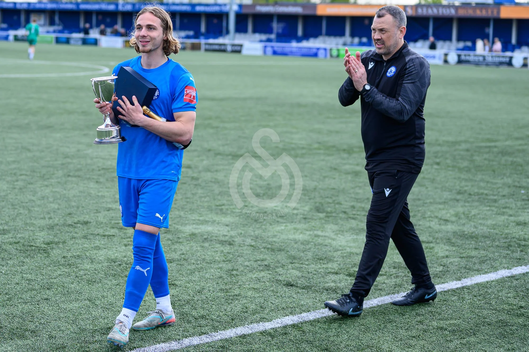 SM - Billericay Town FC vs Whitehawk 180426-99.jpg