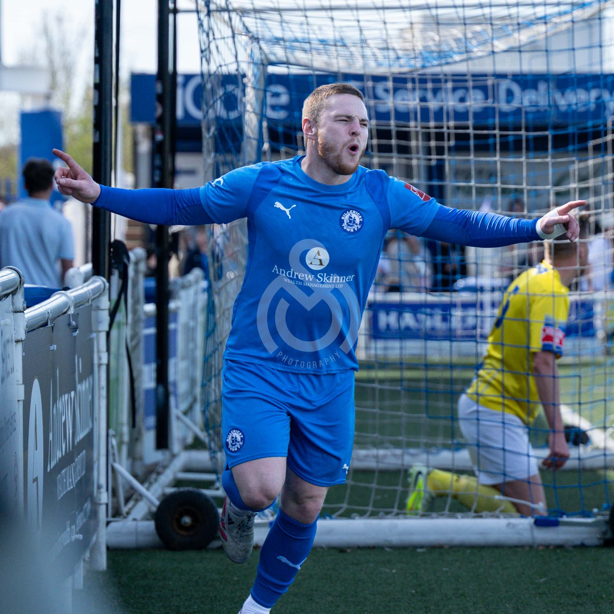 SM - Billericay Town FC vs Canvey Island FC 060426-16.jpg