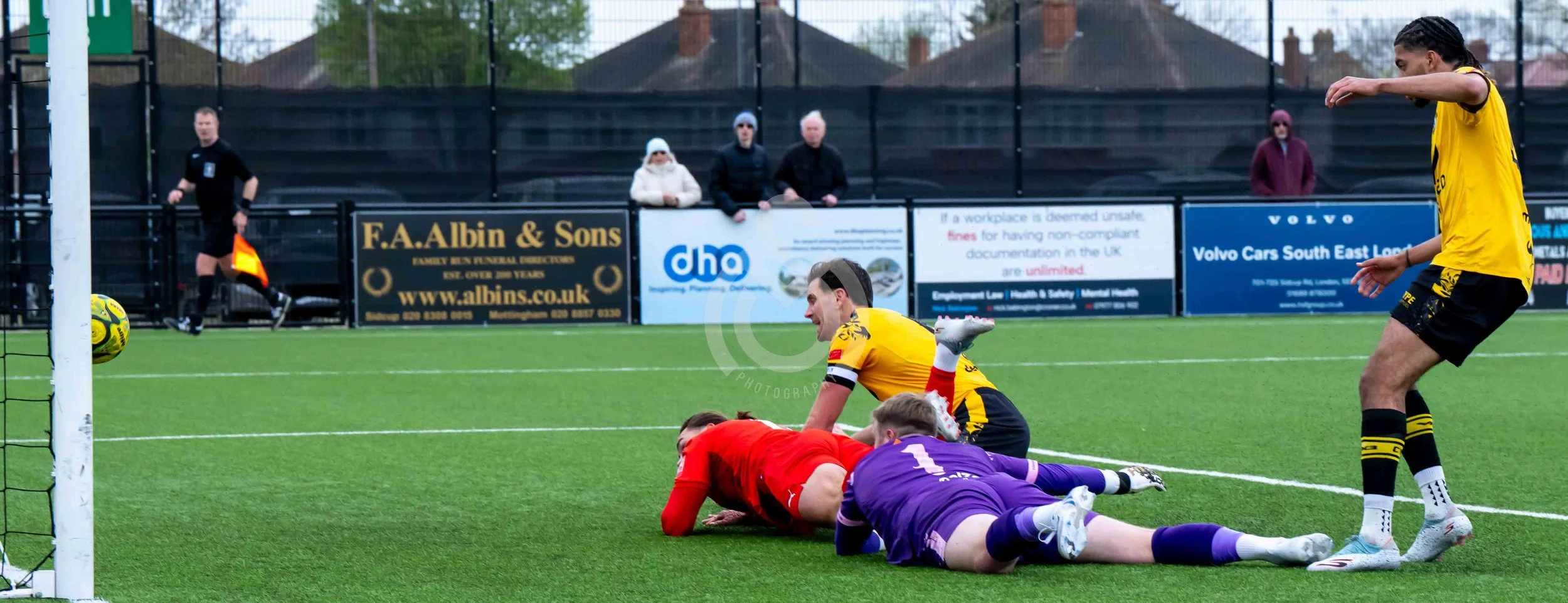 SM - Cray Wanderers vs Billericay Town FC 040426-71.jpg