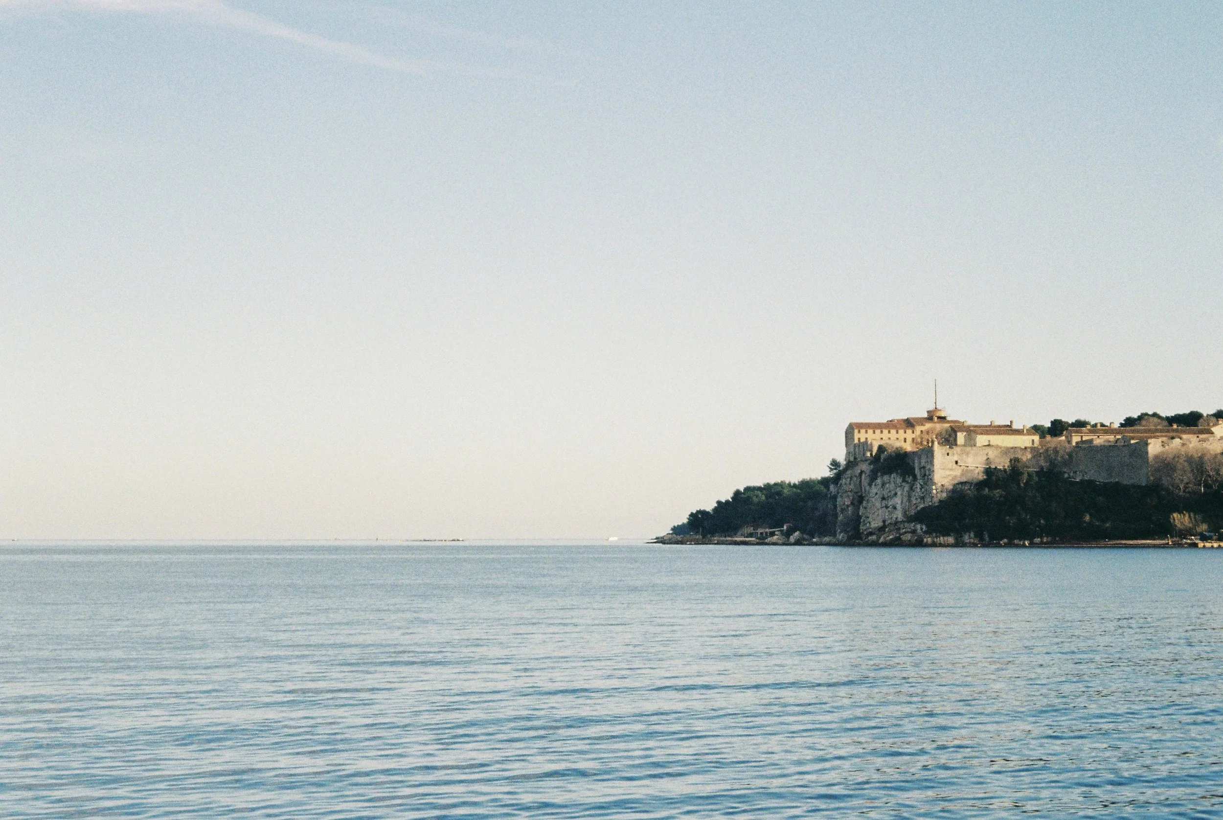 RIVIERA SERIES: AIRCASTLE // Your work needs not to be lost; that is where they should be.