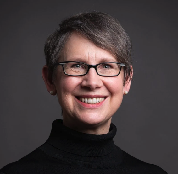 Headshot of Dr Sarah Riviere