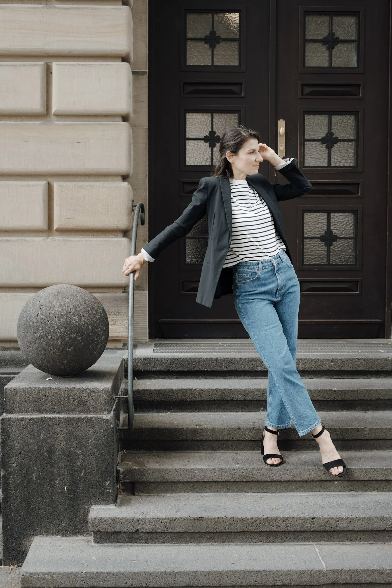 Editorial Businessshooting im Business Look– stilvolle Brandfotografie Mainz mit minimalistischem, ästhetischem Look und fine timeless elegance