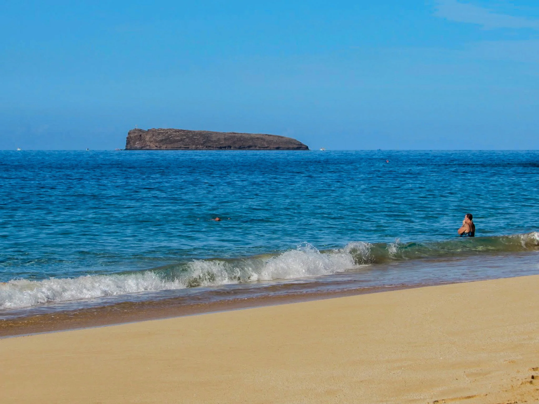 Makena coastline, South Maui — where ocean light meets the shoreline