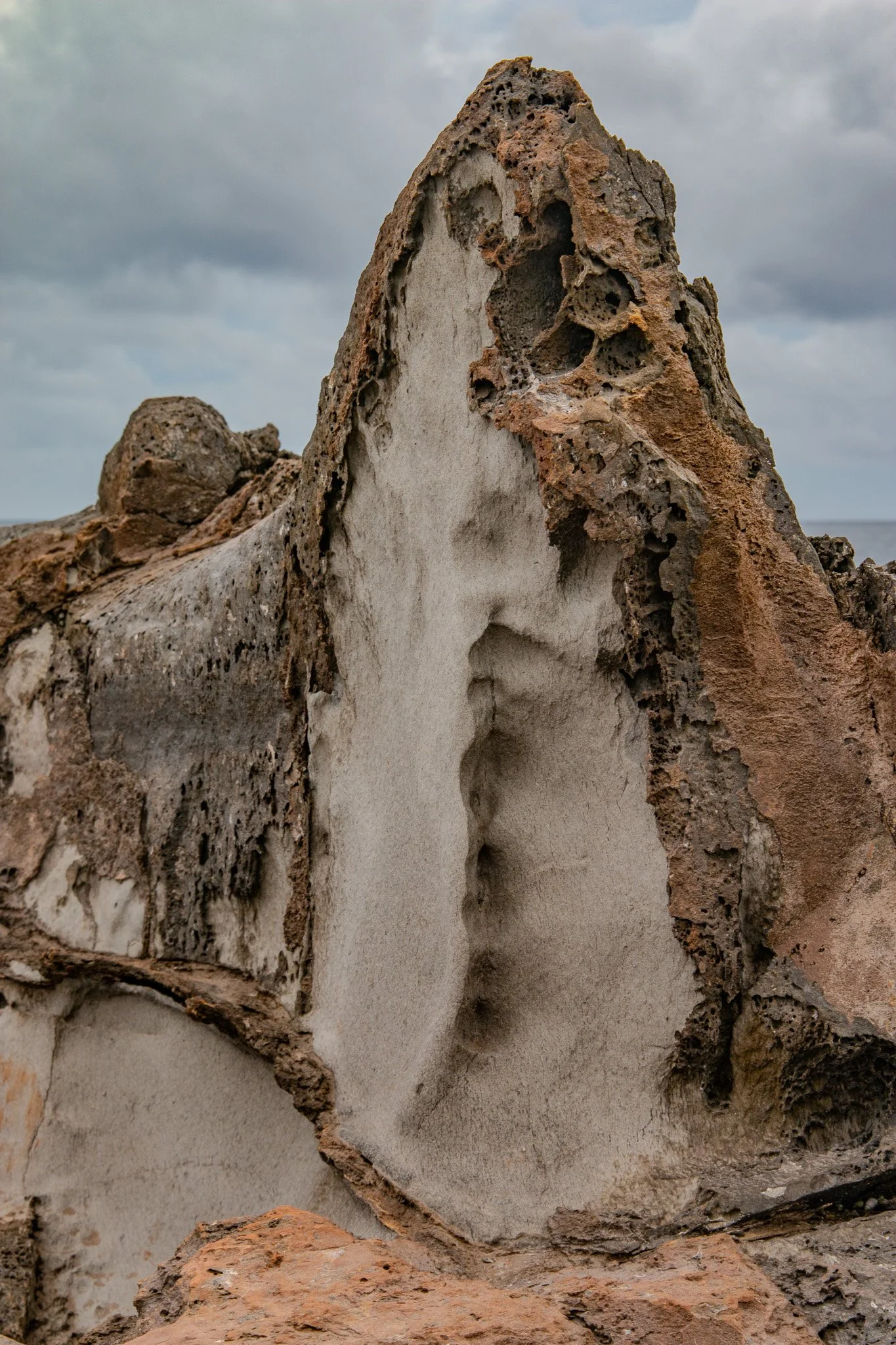Dragon’s Teeth lava formation at Kapalua Maui volcanic coastal rock formation