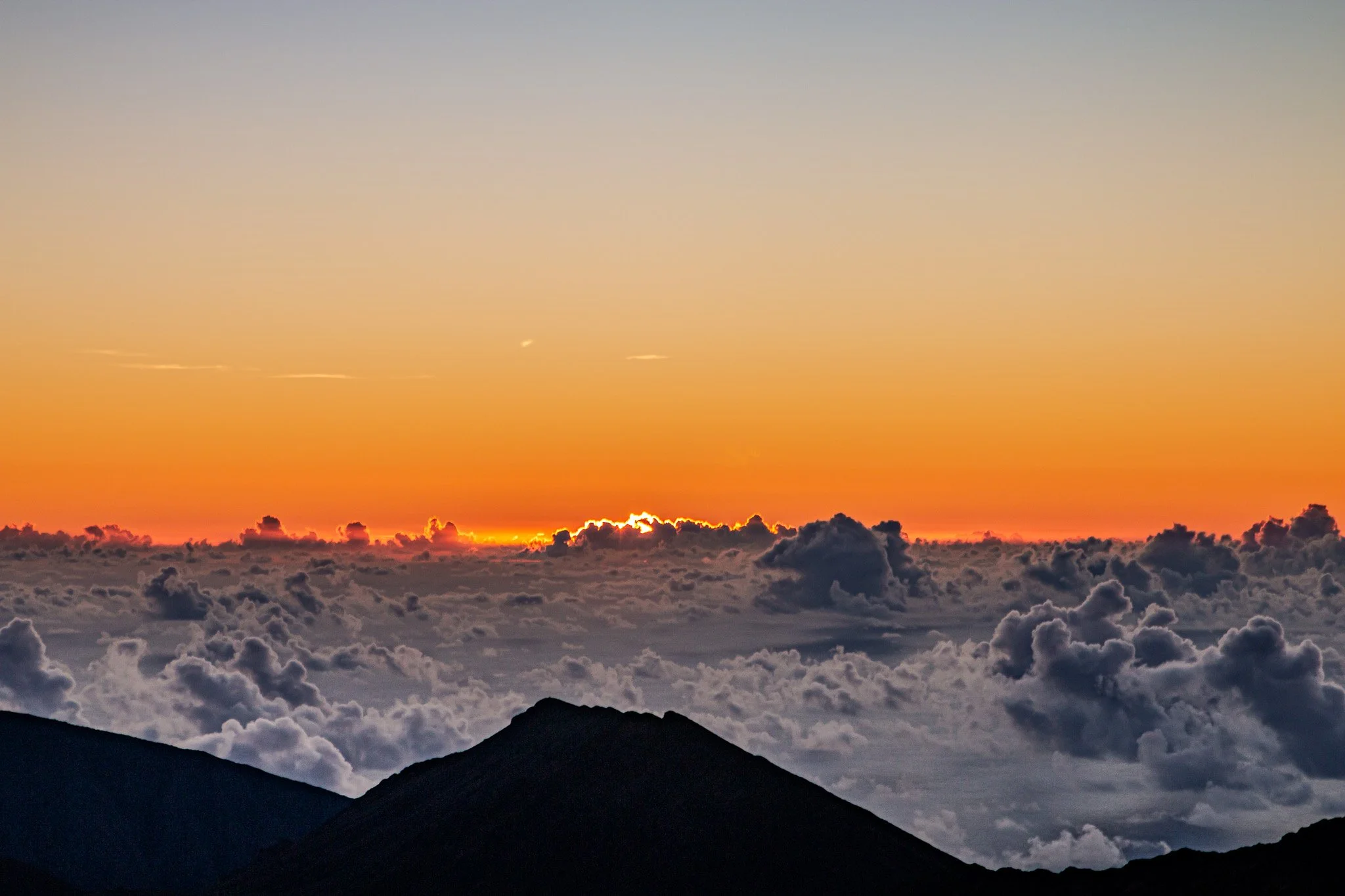 HaleakalasunriseA.jpg