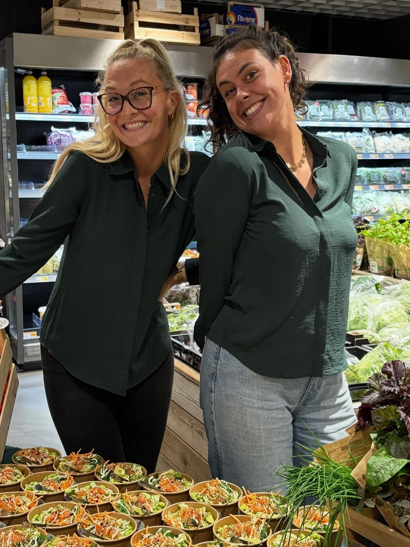 🥑 Wie wordt er nou niet blij van een pokebowl? Kom er eentje halen of laat het door ons bezorgen!
Soupsandsalads.nl