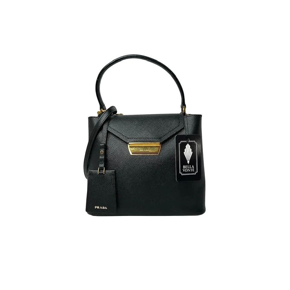 Prada Saffiano Tote: Est. Retail Price Unknown
