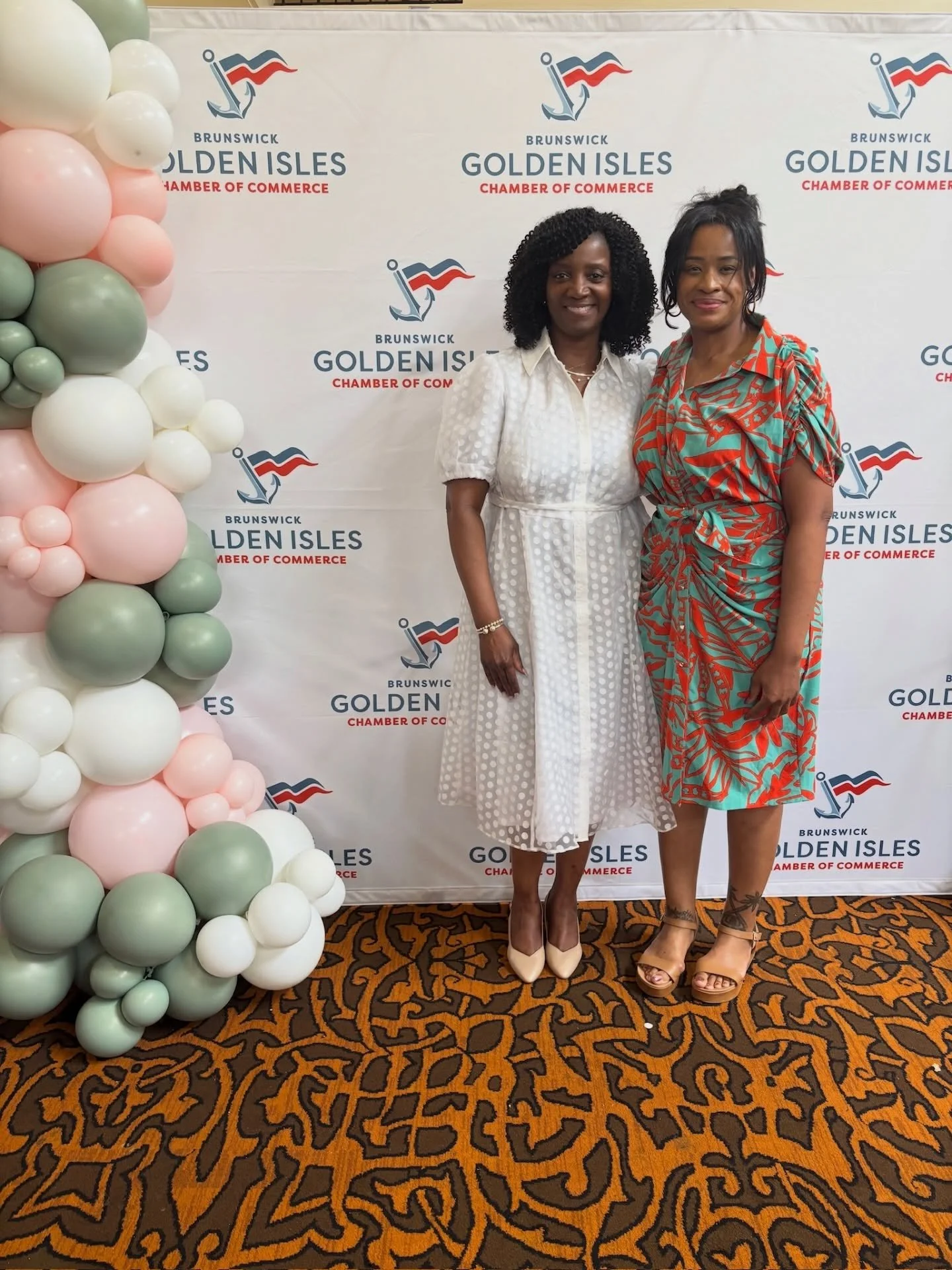 Today&rsquo;s been a busy day surrounded by inspiring women! 👱🏻&zwj;♀️🧕🏽👩🏾&zwj;🦱👩🏻🧑🏽&zwj;🦳When women thrive, communities rise, and I was so happy to celebrate our success with my peers. 👩🏾&zwj;🐰&zwj;👩🏻💁🏾&zwj;♀️

Earlier, I attended