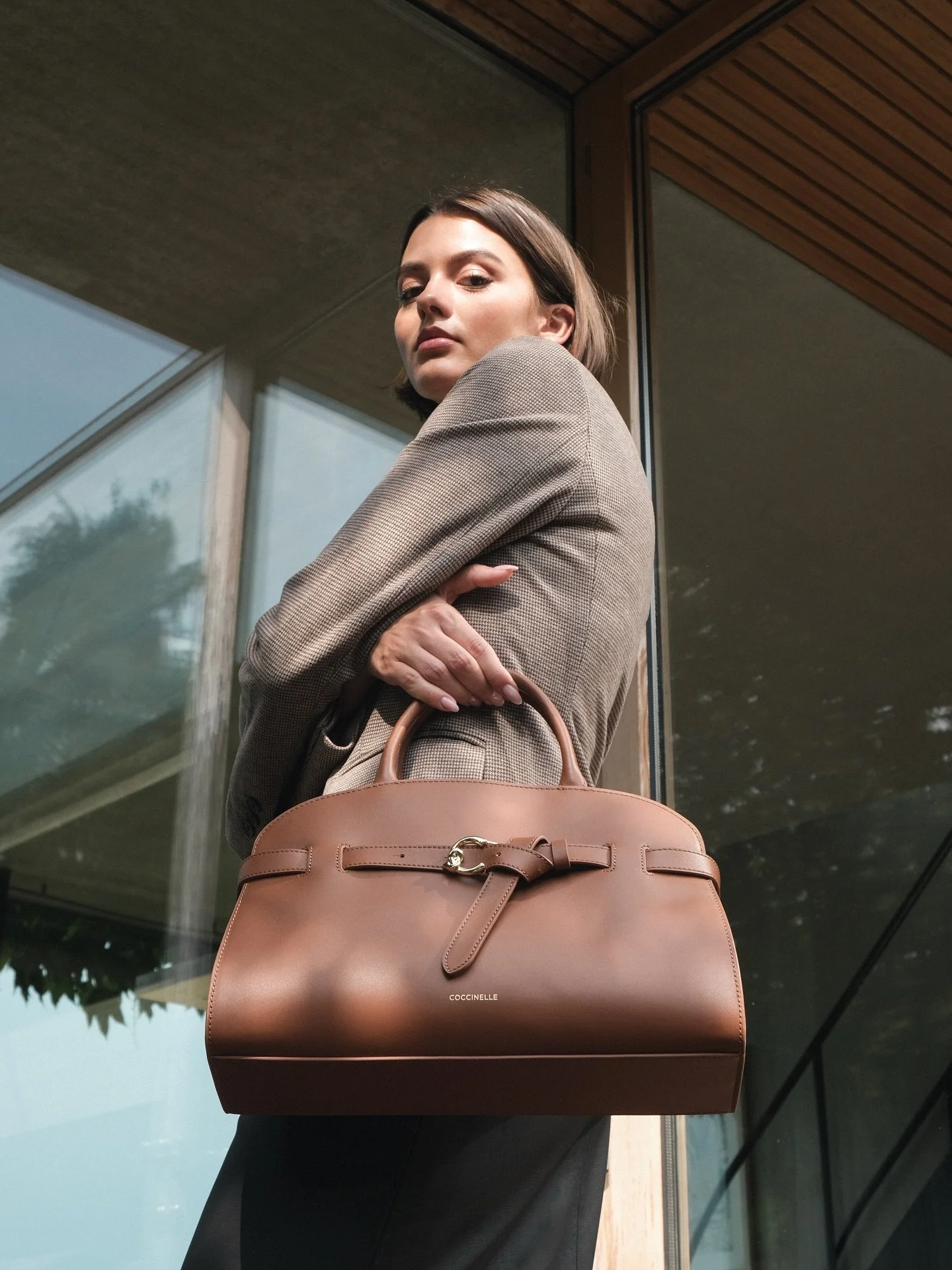 Unsere Herbst-Winter 2025 Kollektion ist da 🍂 

Eine Saison voller neuer Formen, klarer Linien und warmer Texturen.

Ein kleiner Vorgeschmack hier &ndash; komm vorbei!

#ScarpaHW25 #ScarpaStyle