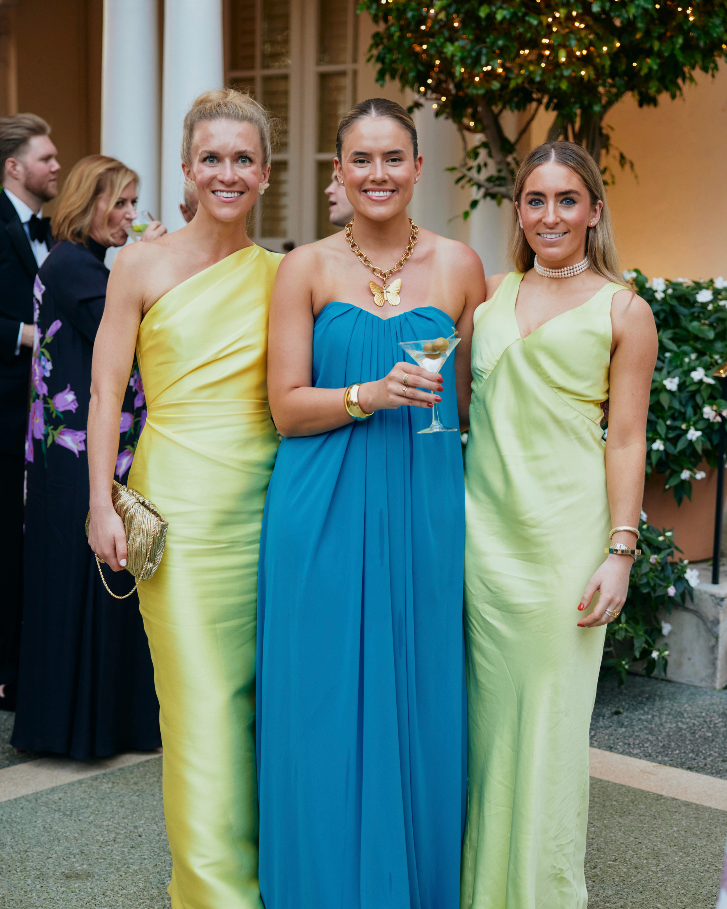 DRESSED BY AMP - 6.png