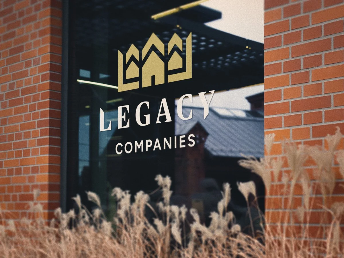 Mockup_Glass-Sign_Legacy_4x3.jpg