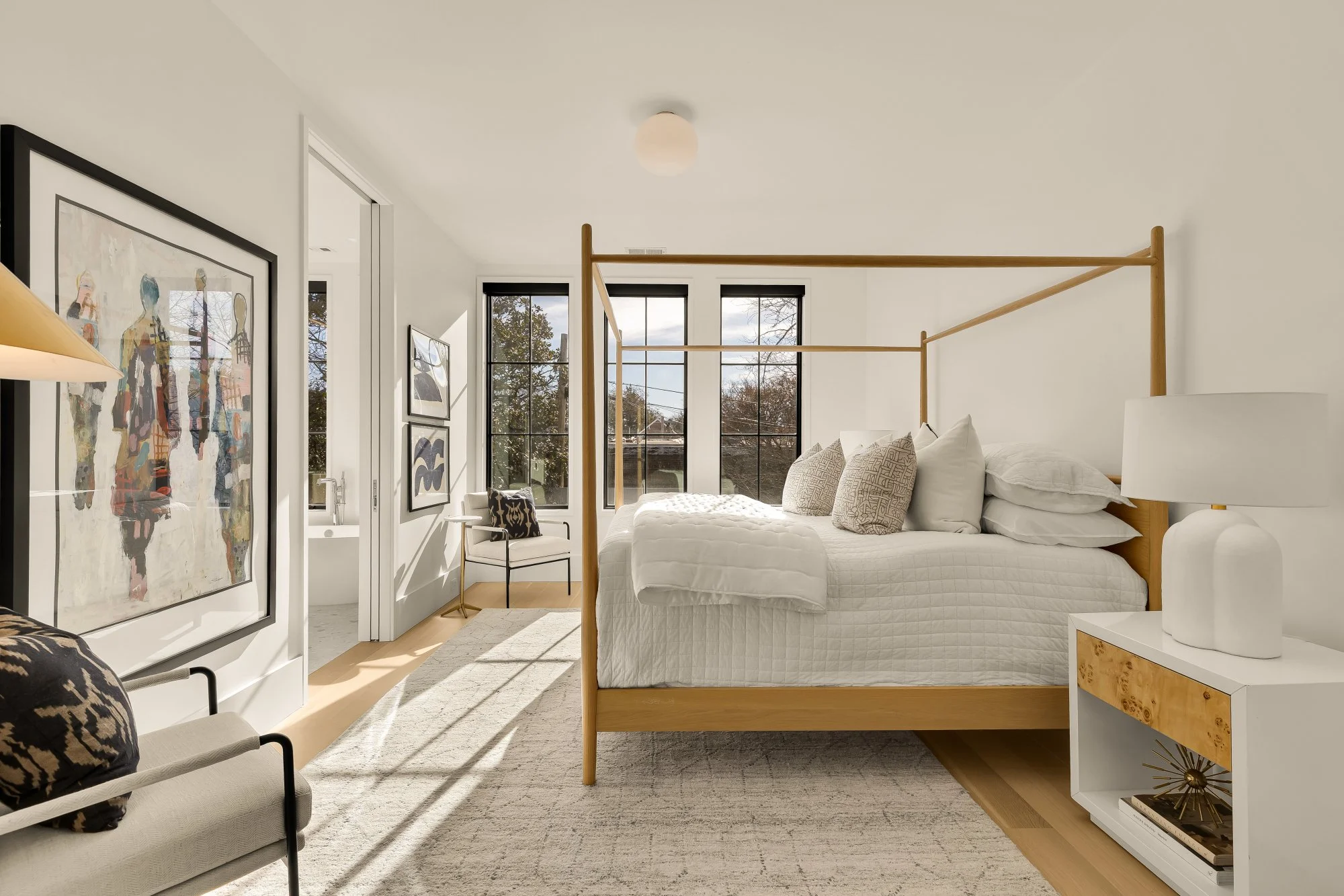 639 E St SE-0030.jpg