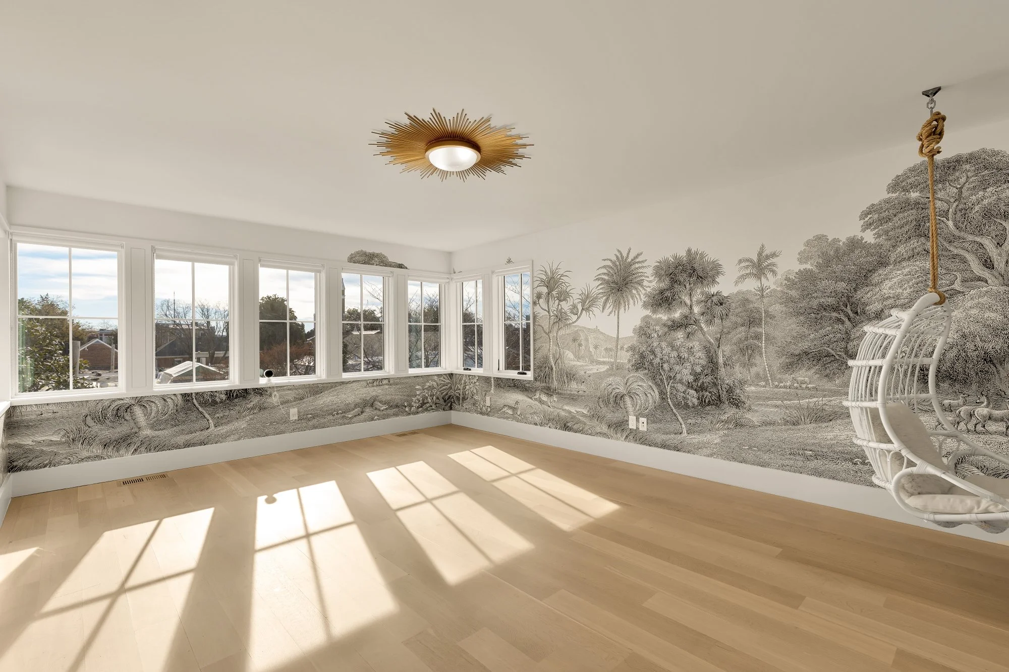 639 E St SE-0045.jpg