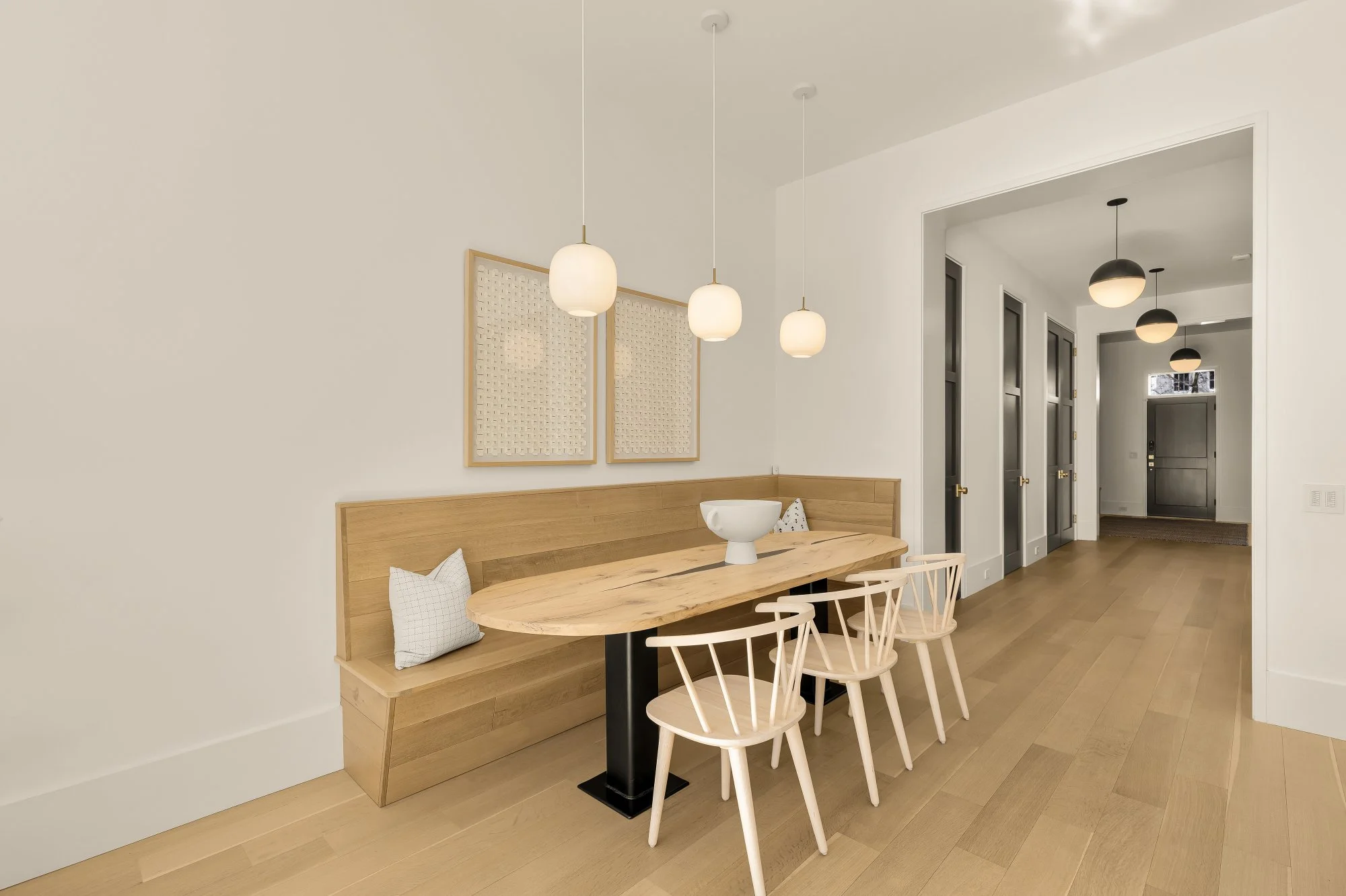 639 E St SE-0014.jpg