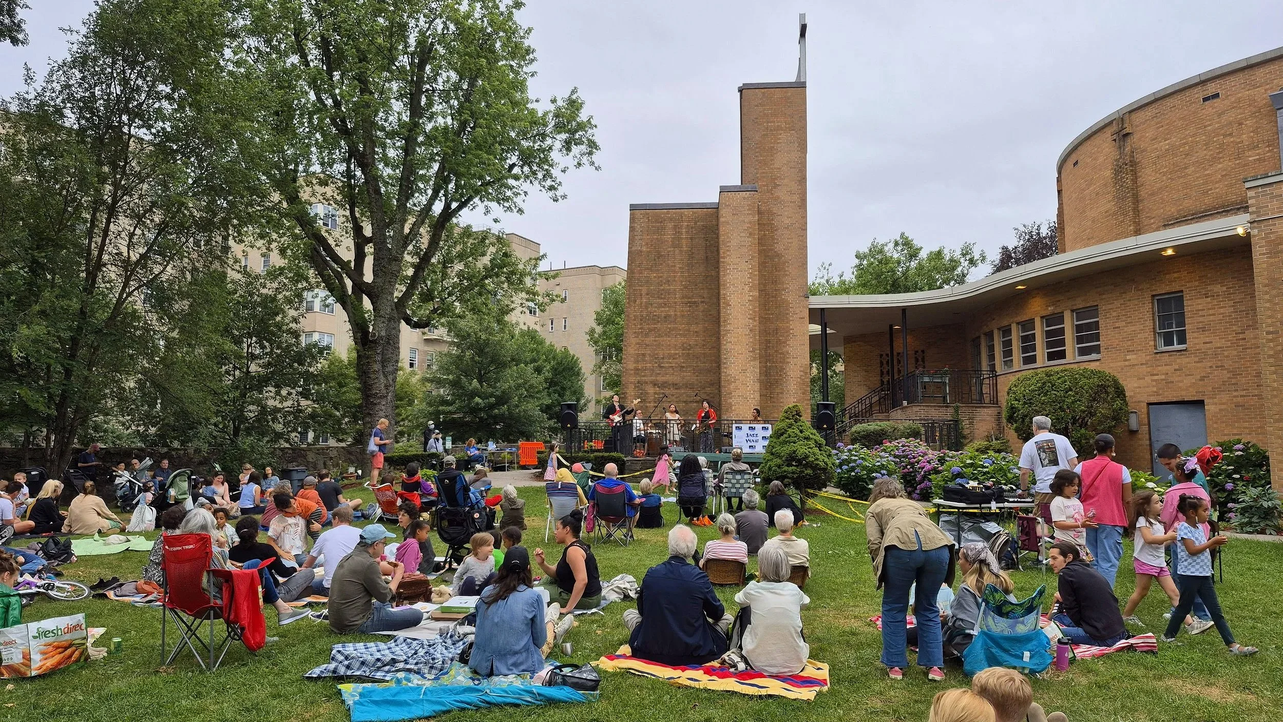 Melting Pot crowd1.jpg