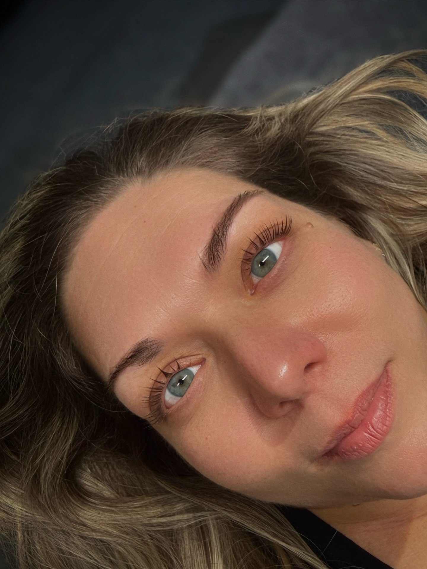 Classic Lash Lift no Tint for Dena 🩵

Dena loves her lash lifts because her super downturned straight eyelashes tend to get in her eyes! She doesn&rsquo;t get a tint bc she is a mascara fanatic and loves her natural lashes too!

Her lashes are SUPER