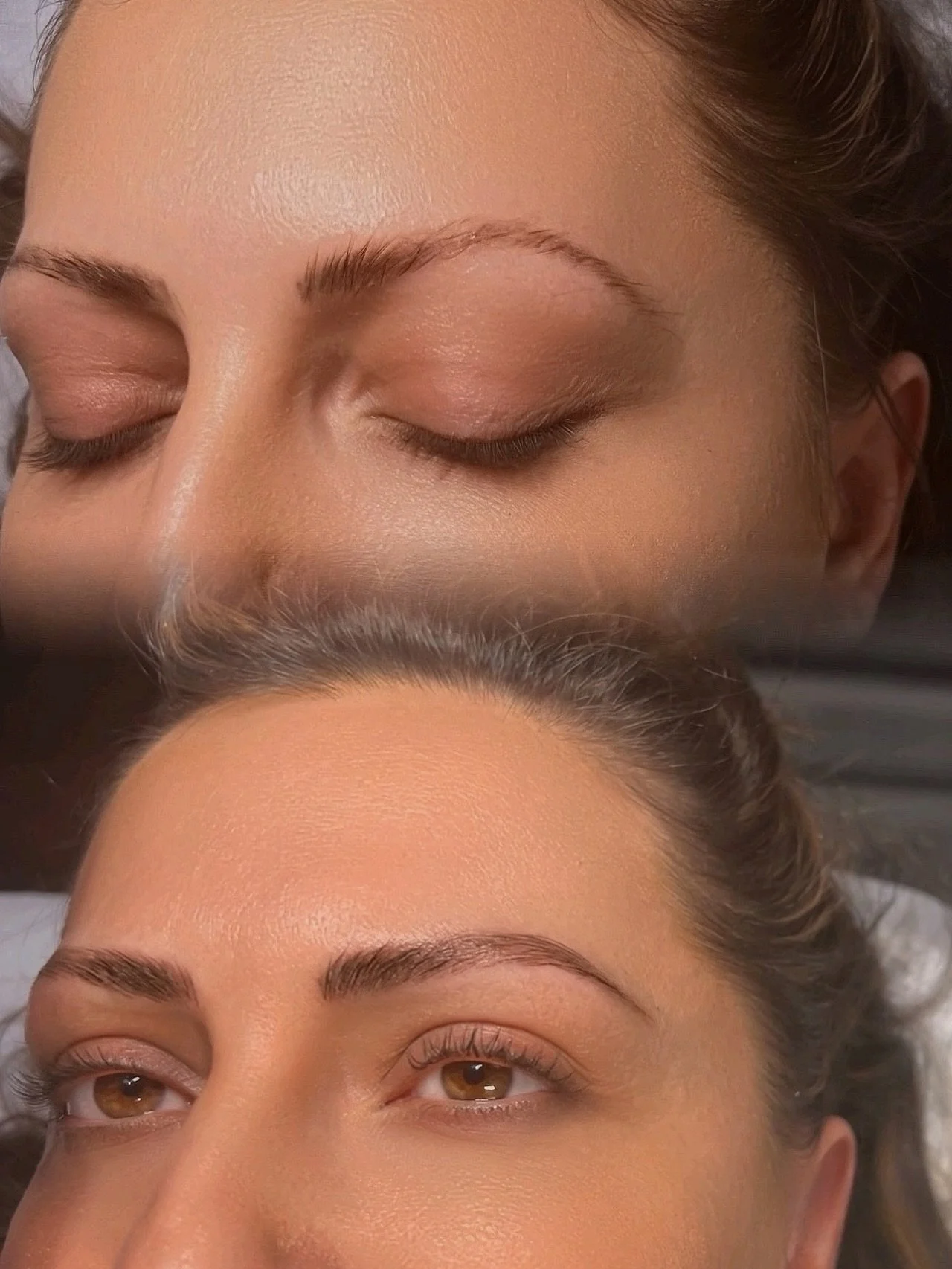Beautiful natural microblading 🫶🏻🤍

Brunette VS Blonde