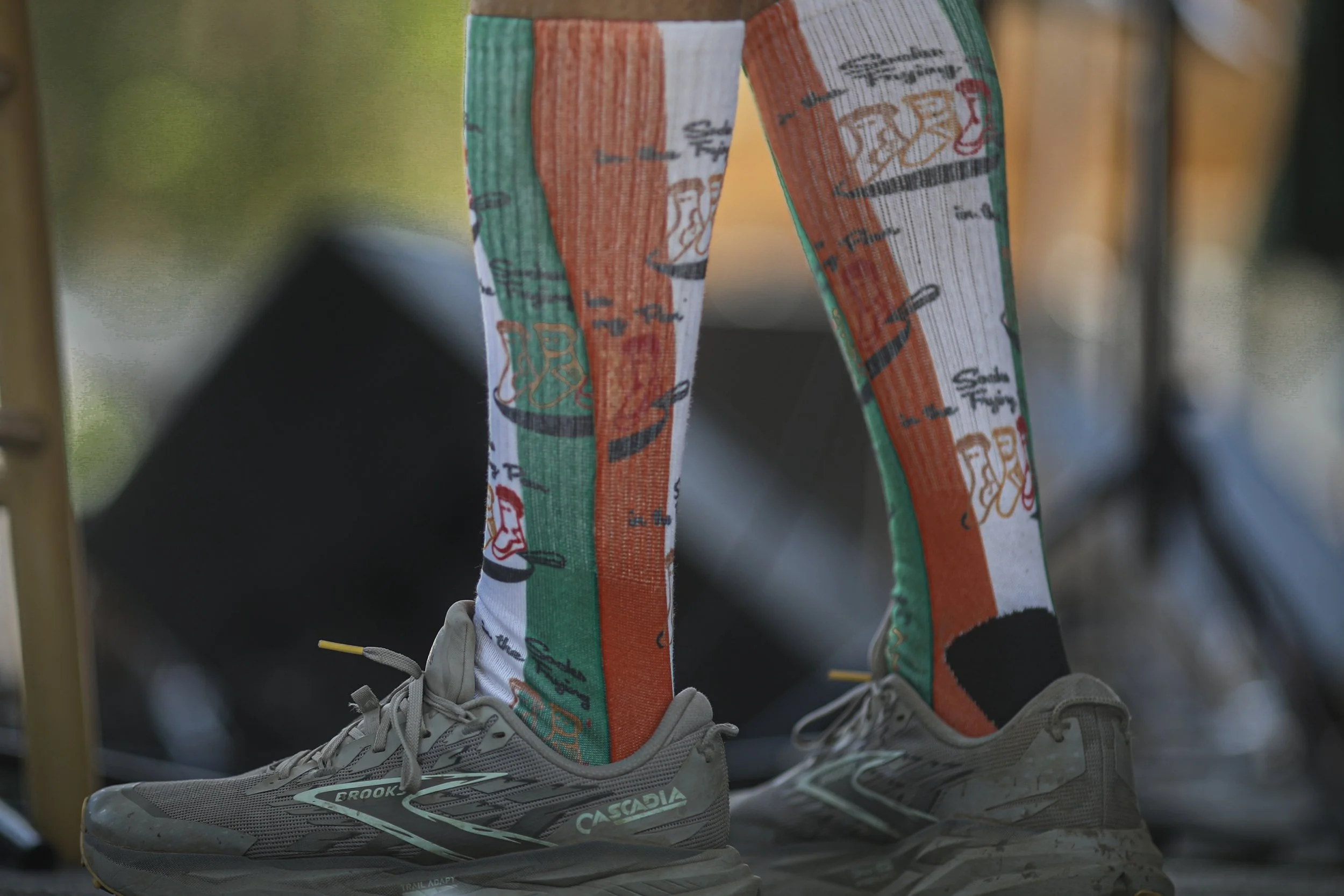 Fashion at the festival is unique and colorful. Cowboy hats worn with t-shirts, cargo shorts and flip flops are common. 