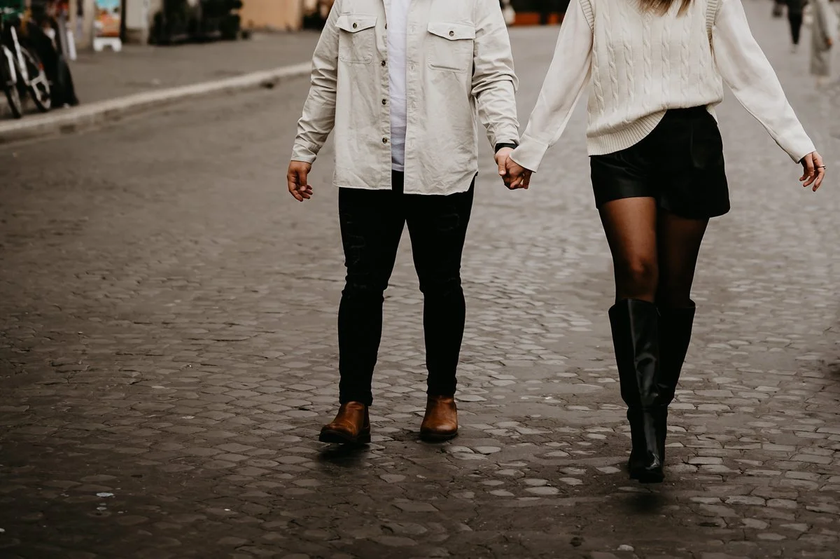 Casual-Rome-Italy-Proposal-in-Piazza-Photos-18.jpg