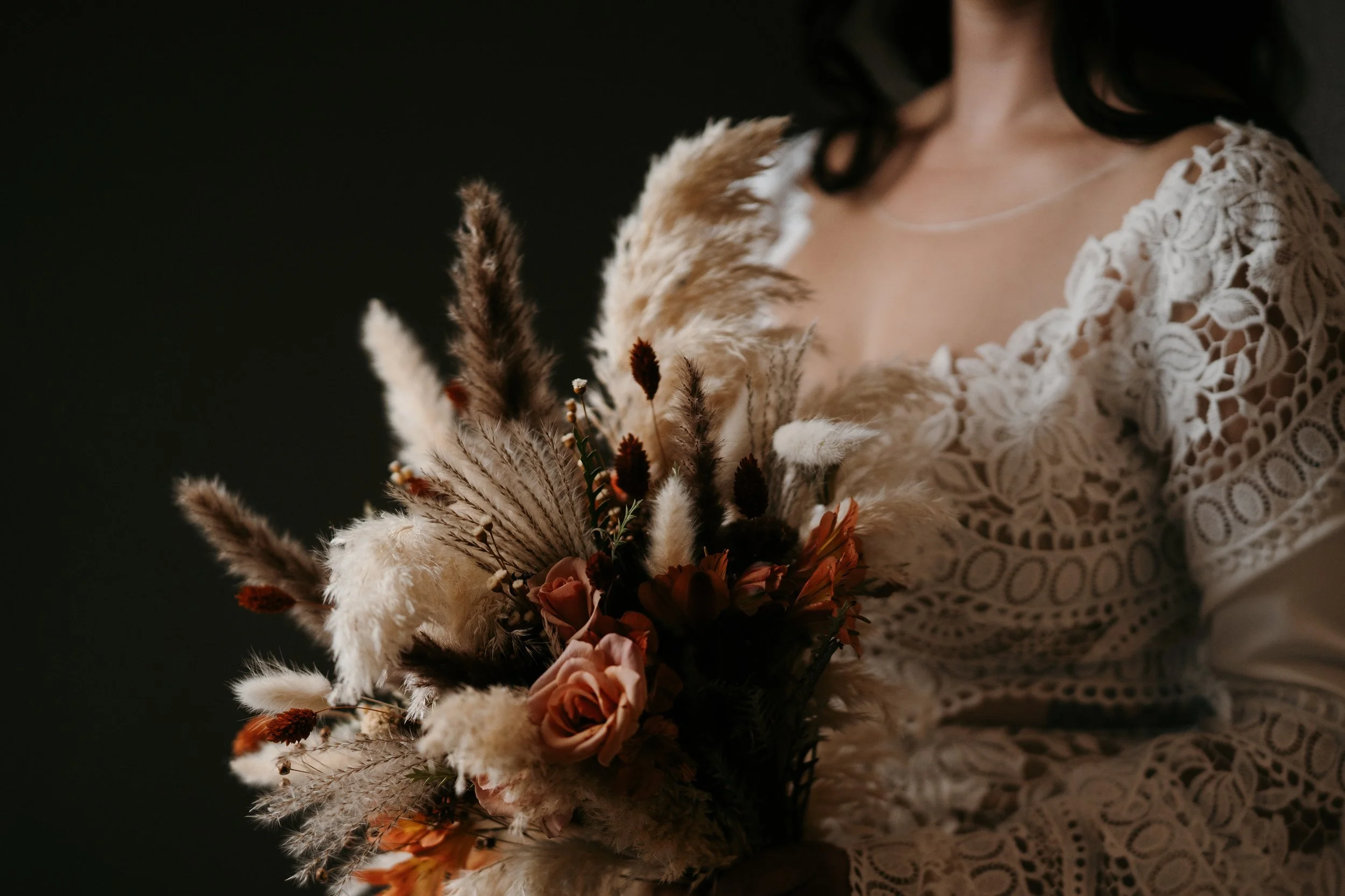 Austin&Sierra-BridalPortraits-15.jpg