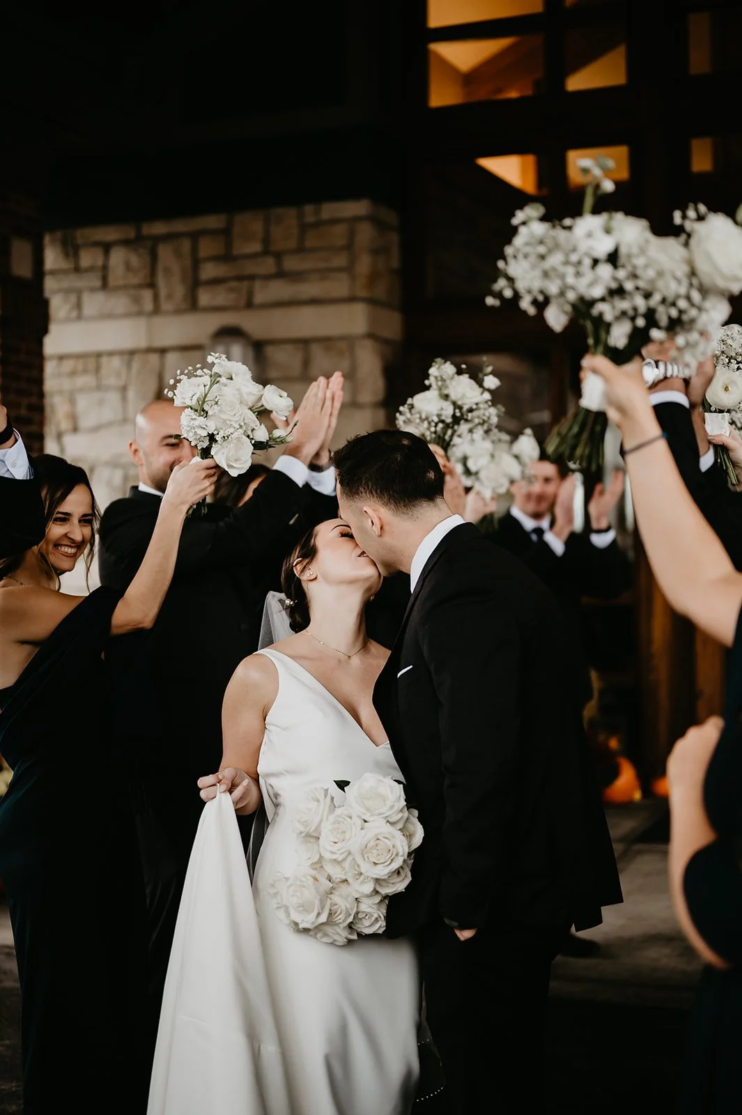 Pittsburgh-Black-Tie-Wedding-Bride-Groom-Kiss-Bridal-Party-Photos-by-Julia-Brown-Photo.jpg