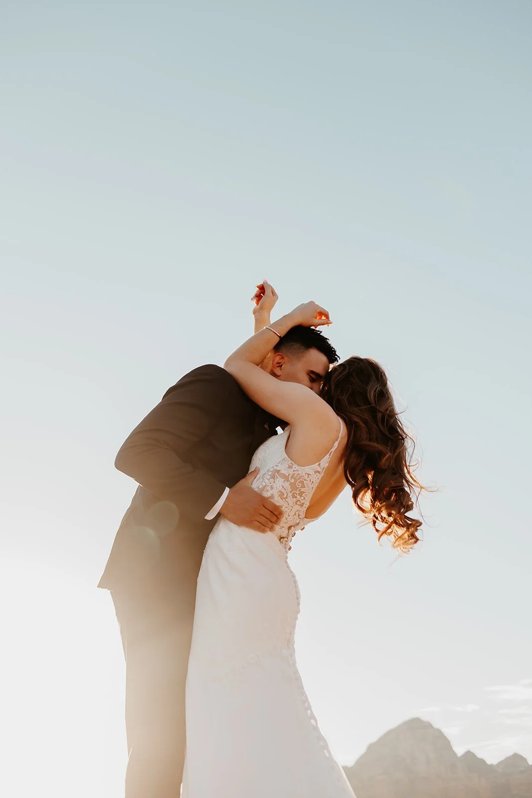 Sedona--Arizona-Sunset-Bride-and-Groom-Destination-Wedding-by-Julia-Brown-Photography.jpg