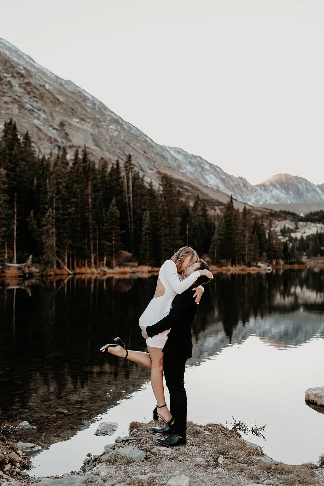 Allison&Yates-RockiesEngagement-Mountains-17.jpg