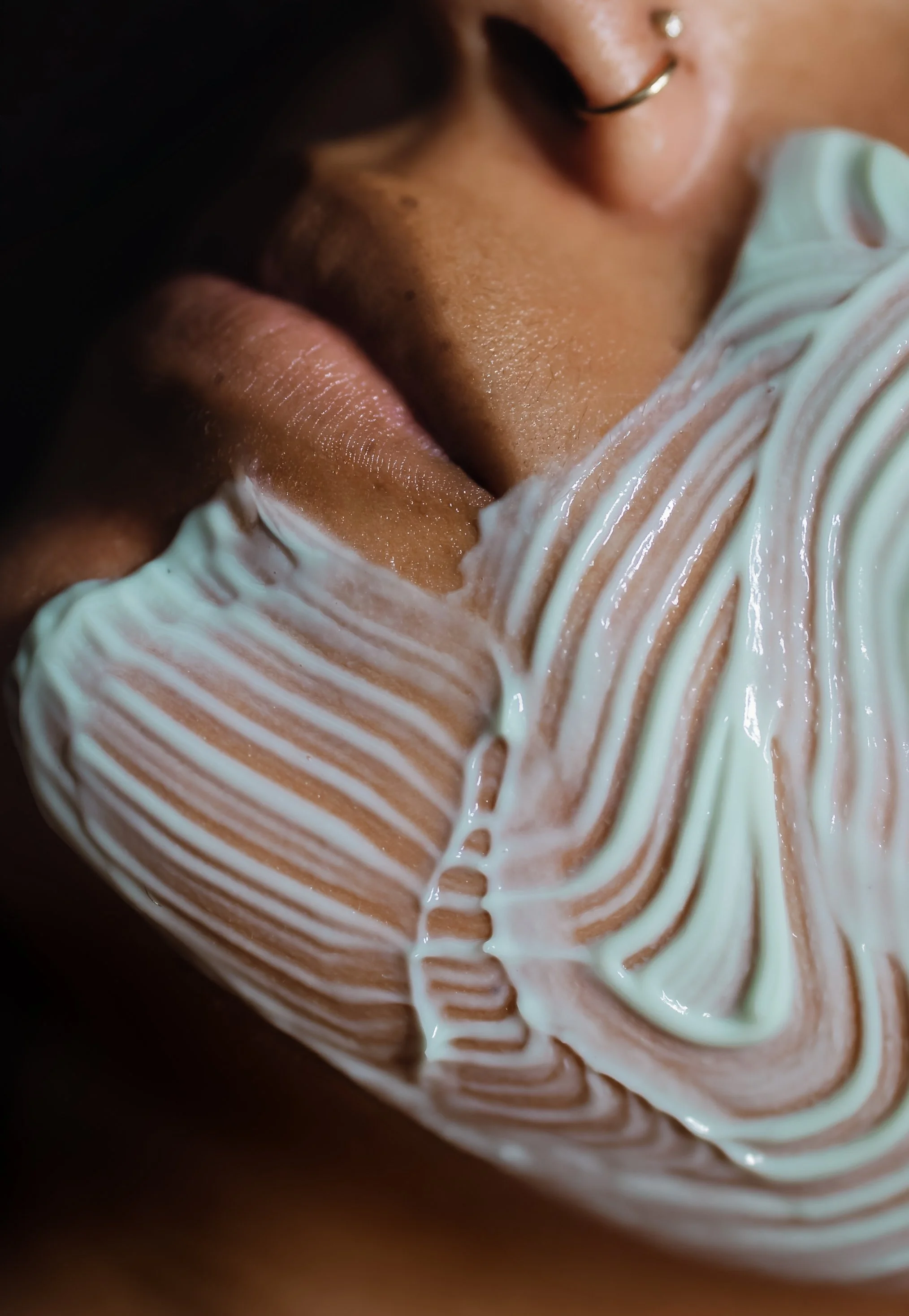 toledo-ohio-esthetician-branding-photo-products-action-photos-by-julia-brown-photo-13.jpg