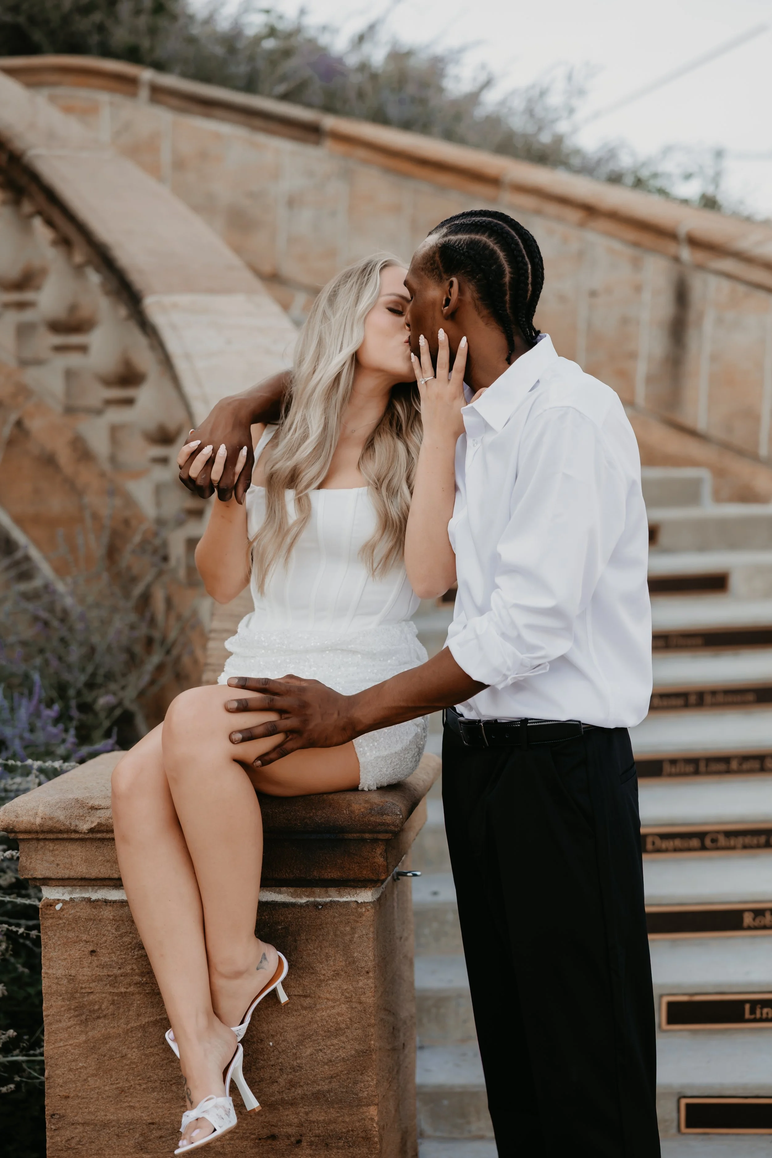 Romantic Engagement Photos at the Dayton Art Institute