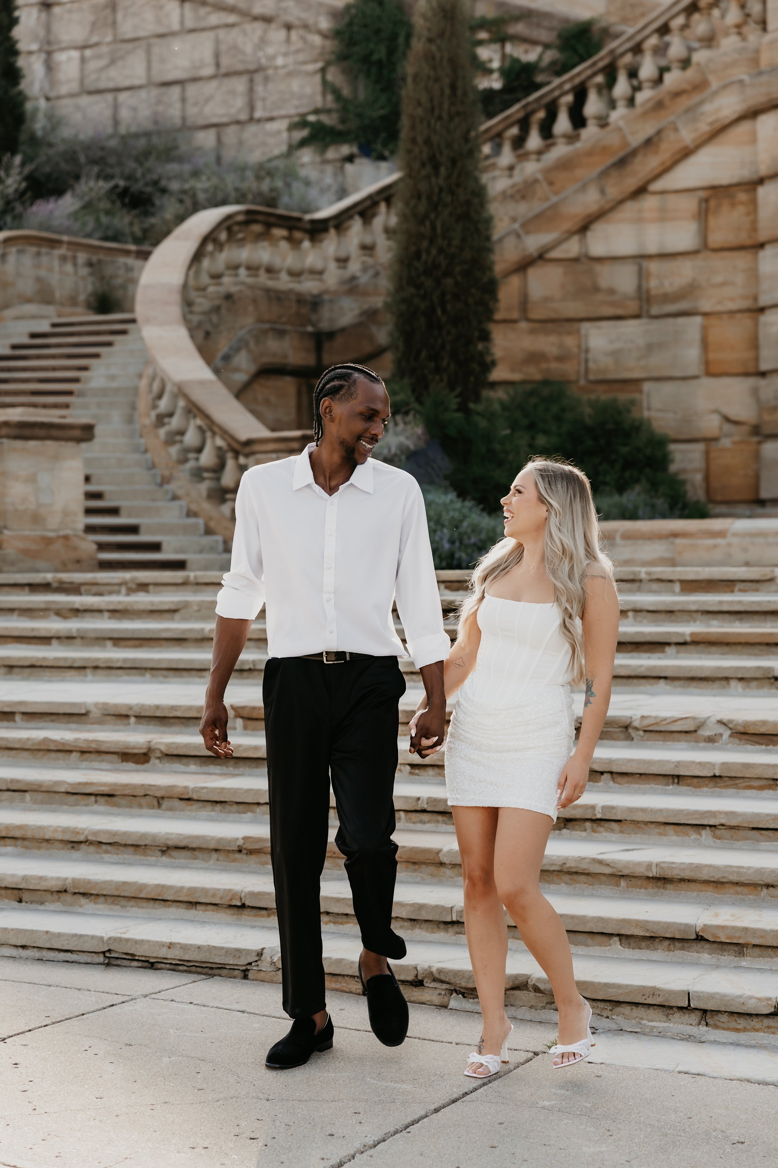 Candid Dayton Engagement Photos at the Dayton Art Institute