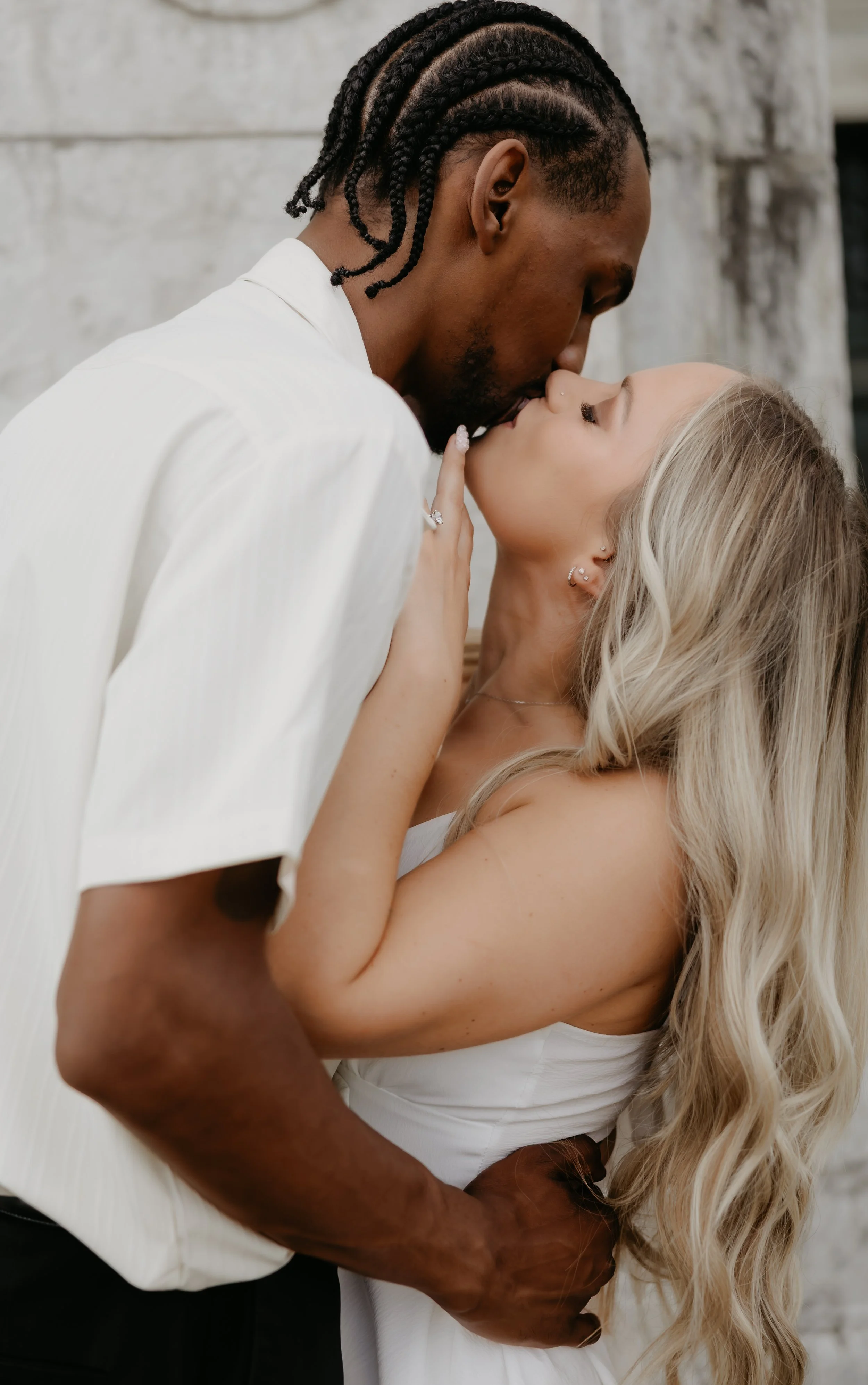 Elegant Couple Portraits in Dayton, Ohio