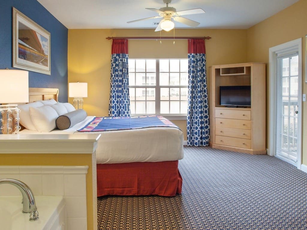 harbour-lights-master-bedroom-01-1024x768.jpg