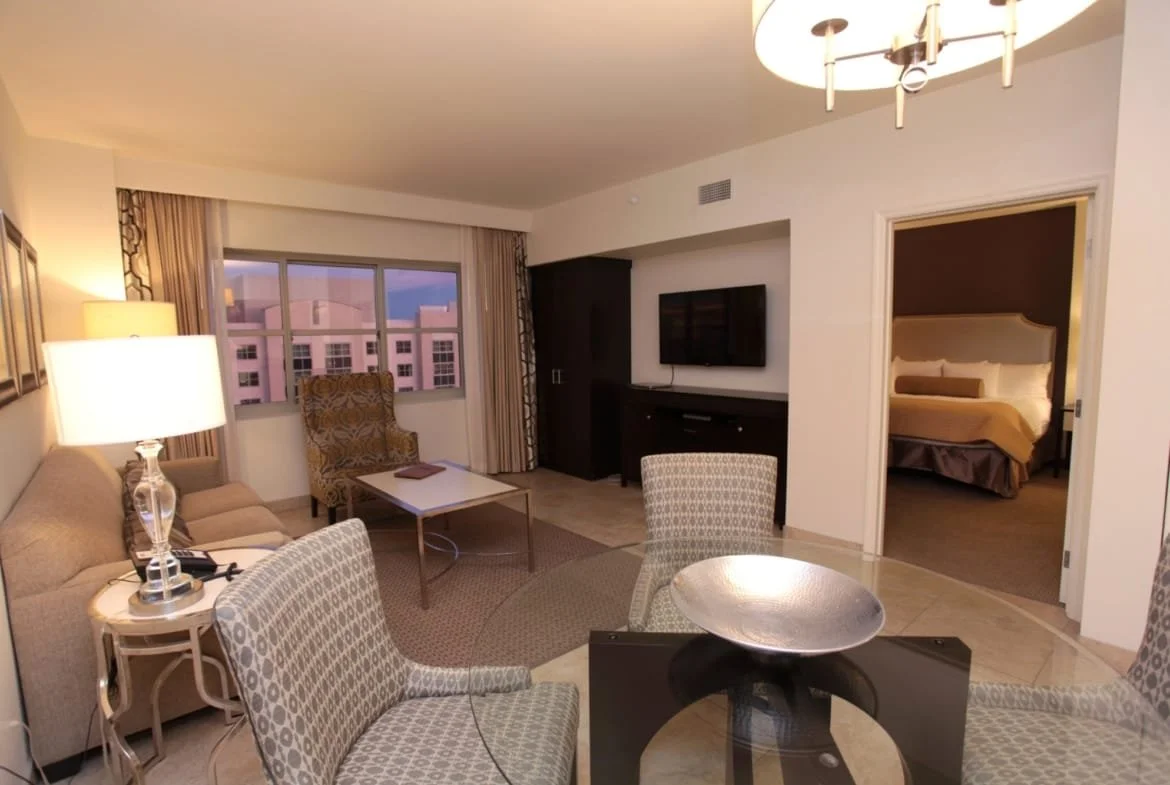 grandview-at-las-vegas-dining-area-1170x785.jpg