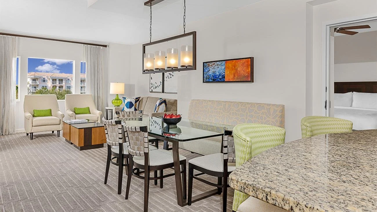 SUPPORT-8140_GrandeVista_villainterior_2br-3br_THMV-ZZAO_DiningLiving_mvcMCOGVld-202358_16_9.jpg