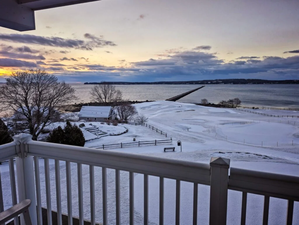 Fresh-Snow-at-Sunrise-at-Samoset-Resort-Rockport-Rockland-Midcoast-Maine-1-1024x771.jpg