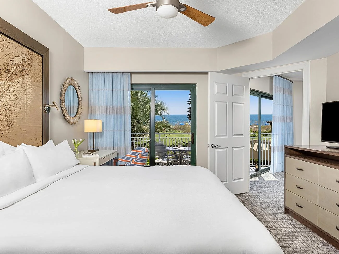 SUPPORT-7730_BaronyBeach_villainterior_2br_TBOF_MasterBedroom_Oceanfront_mvcHHHBBmb-202164_4_3.jpg