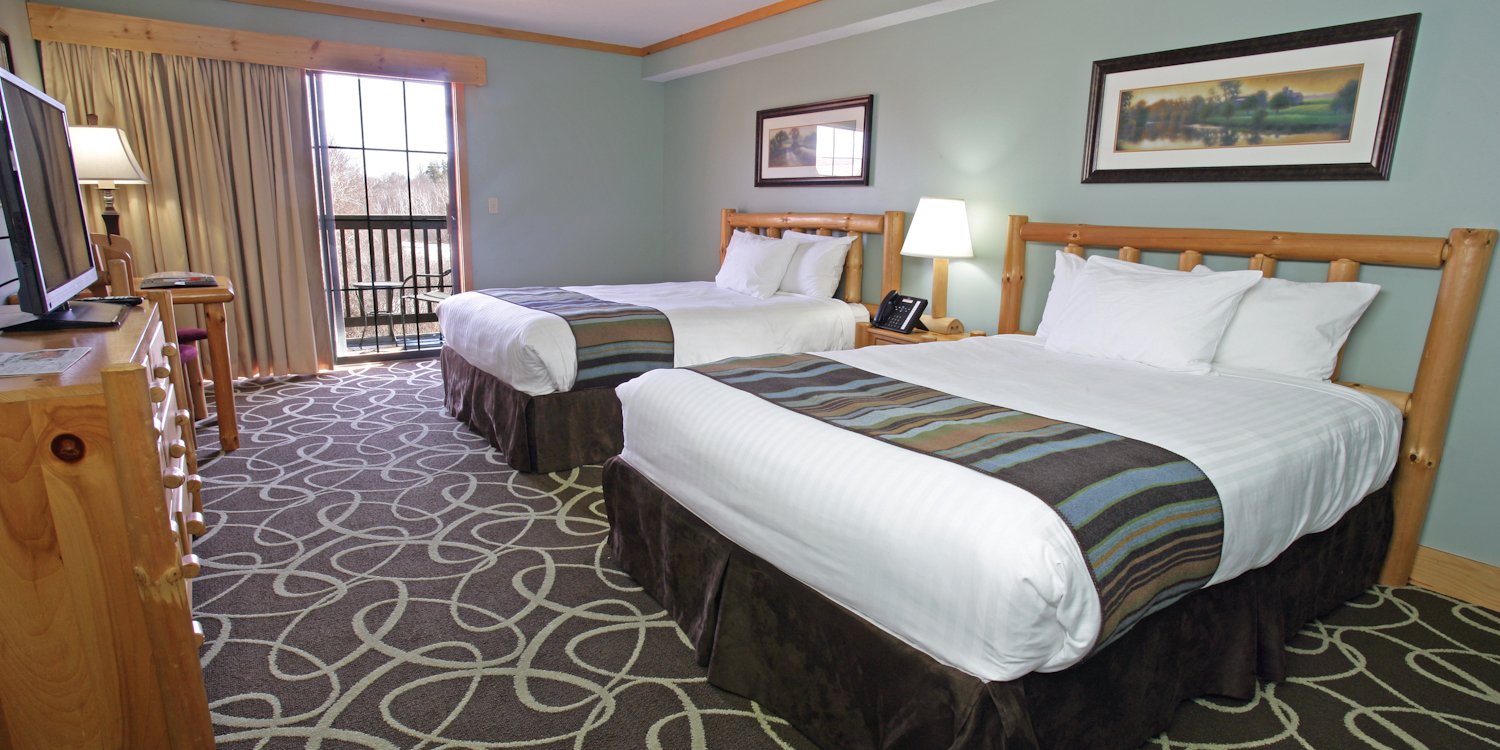 Breezypoint-lodging.jpg