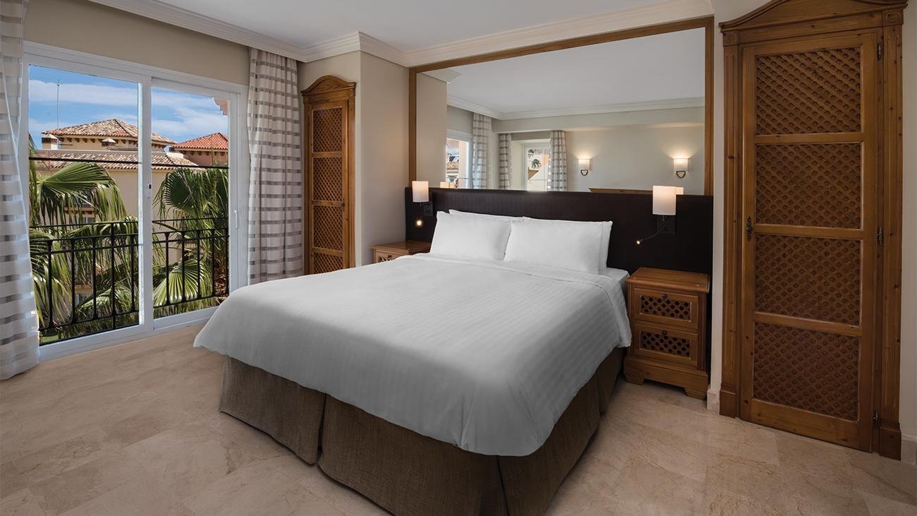 Villa-Interior-MB-P-139_AptMBR-16x9-1300.jpg