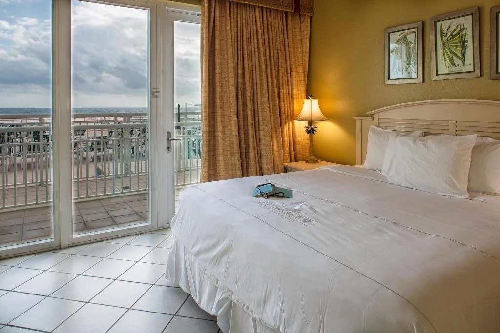 Royal-Floridian-Resort-By-Spinnaker-South-bedroom.jpg