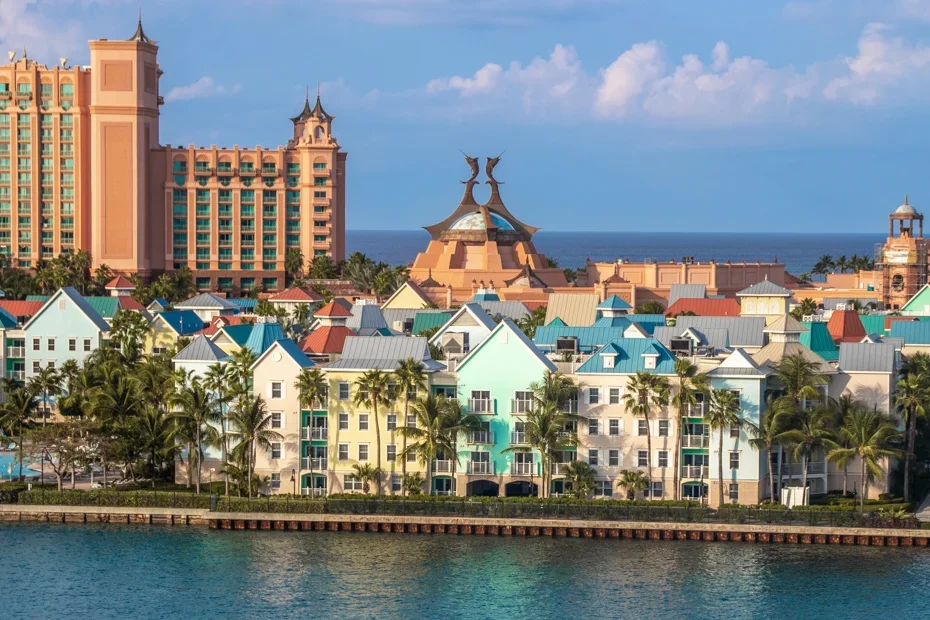 harborside-resort-at-atlantis-paradise-island-optimized.webp