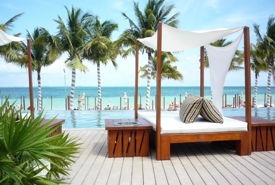 Villa-Del-Palmar-Cancun-Pool-and-Cabana-1170x785.jpg