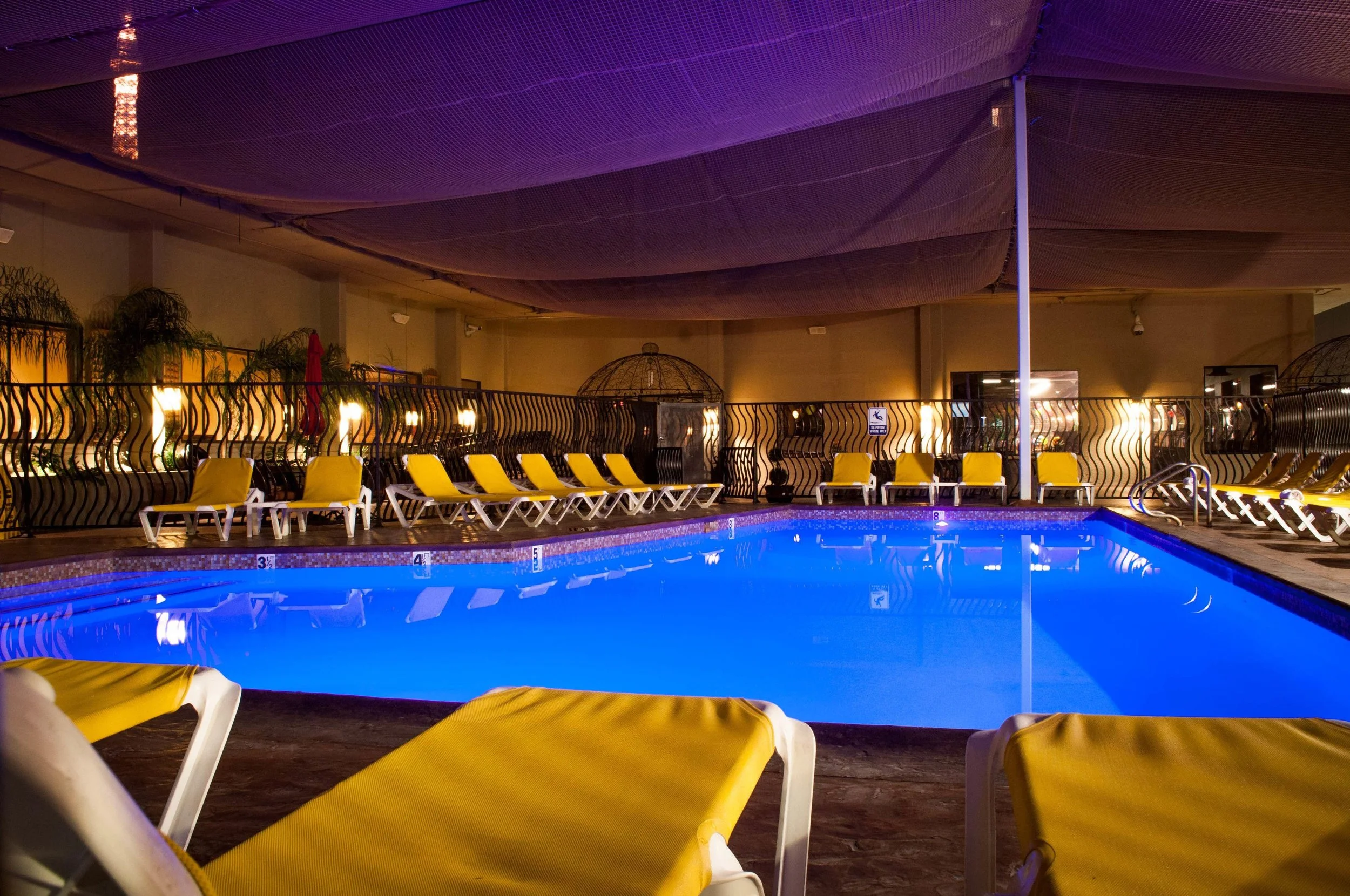 las-vegas-jockey-club-suites-image-75.jpg