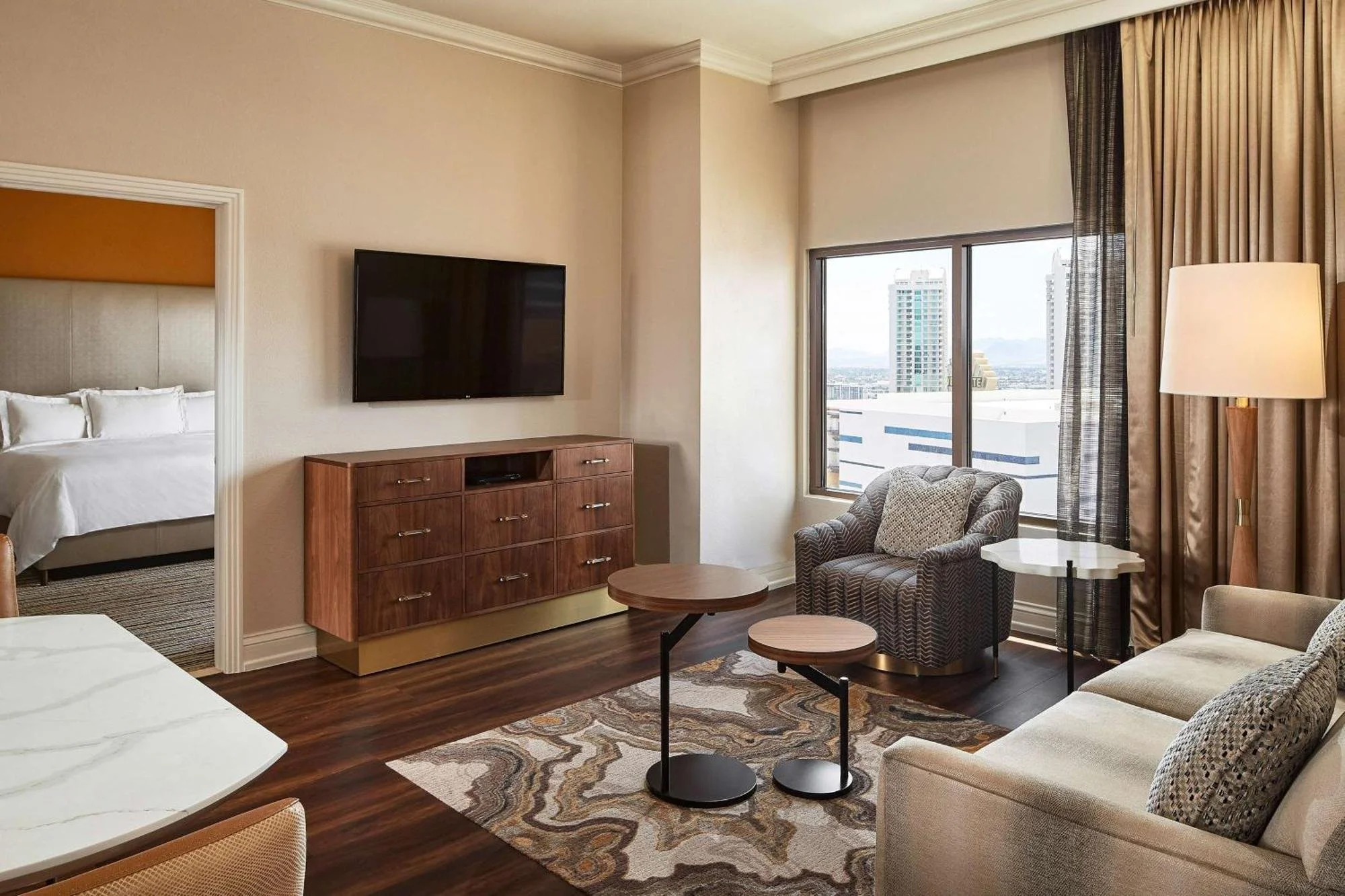 picture-las-vegas-hilton-grand-vacations-club-on-the-las-vegas-strip-14.jpg