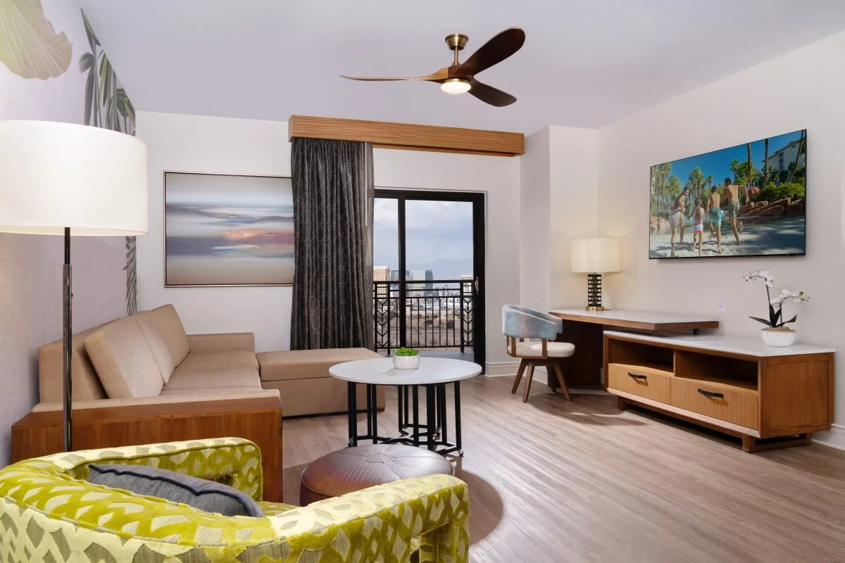 3_tahiti-village-hotel-bora-bora-suite-living-room-desert-strip-view-scaled.jpg